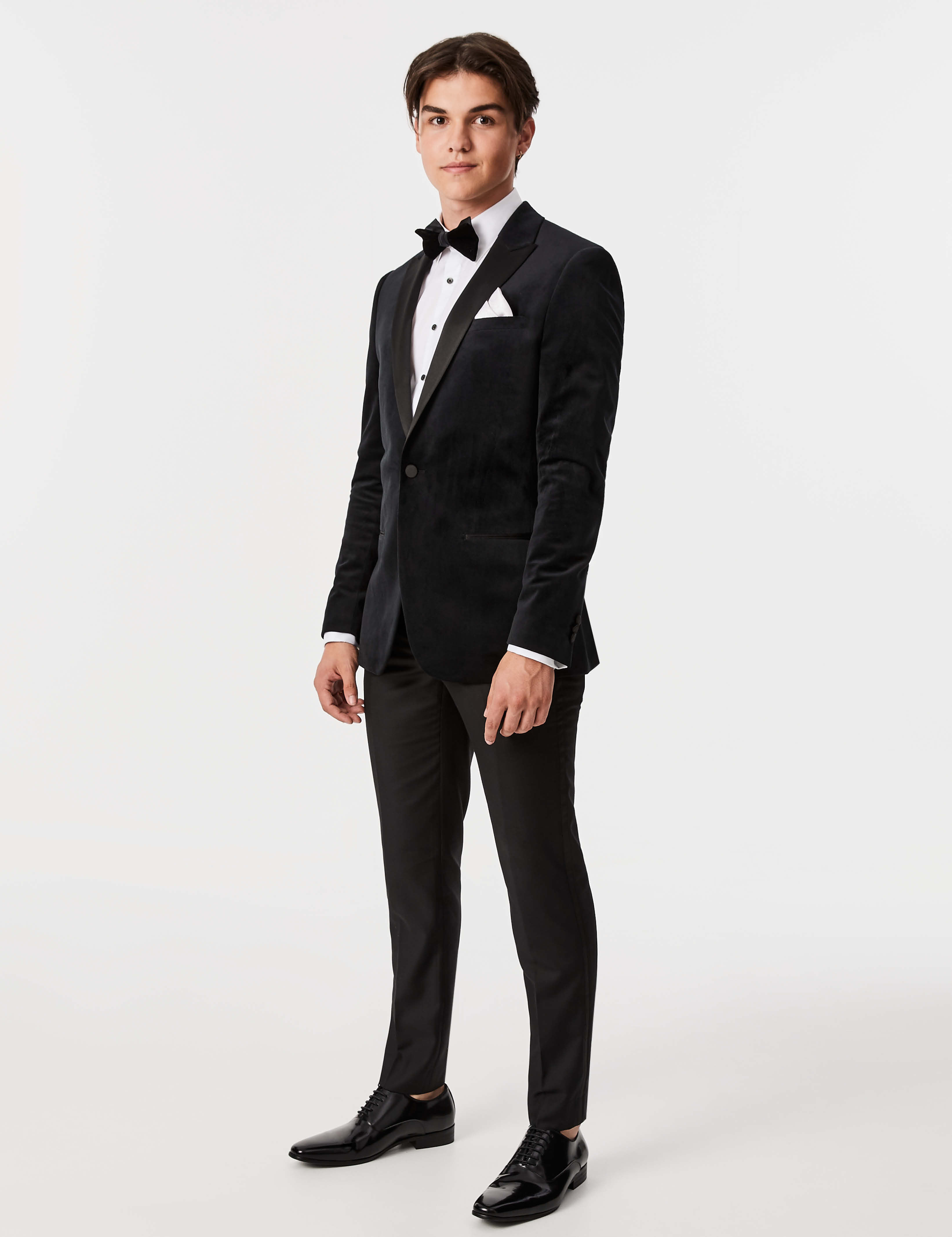 Black tie top look
